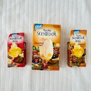 Glade PlugIns Scented Oil - Gingerbread Spice and Apple Cinnamon Holiday Scents